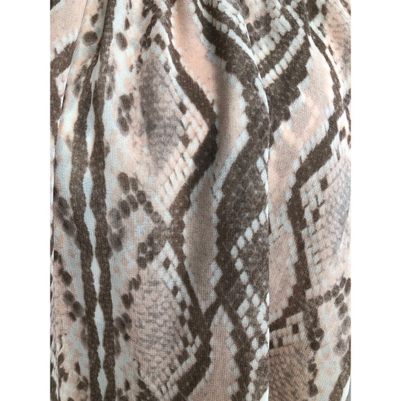 Gianni Bini One Shoulder Flutter Dress - Picture 3 of 6